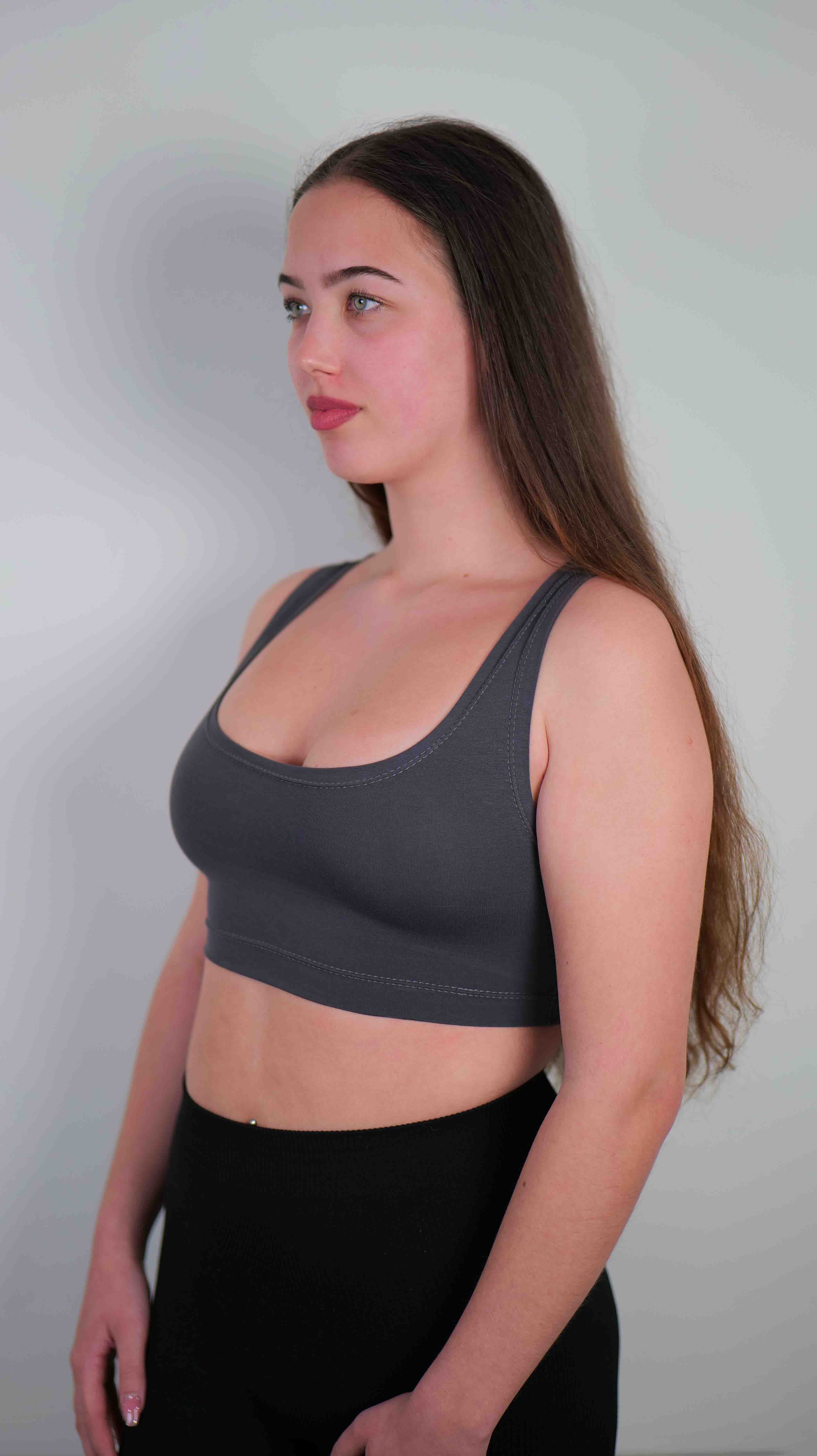 /img/activebra_model_2.jpg